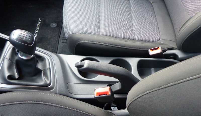 Illustration for article titled A Manual Transmission 2018 Hyundai Accent Is A Good Amount Of Fun For Only $16,000